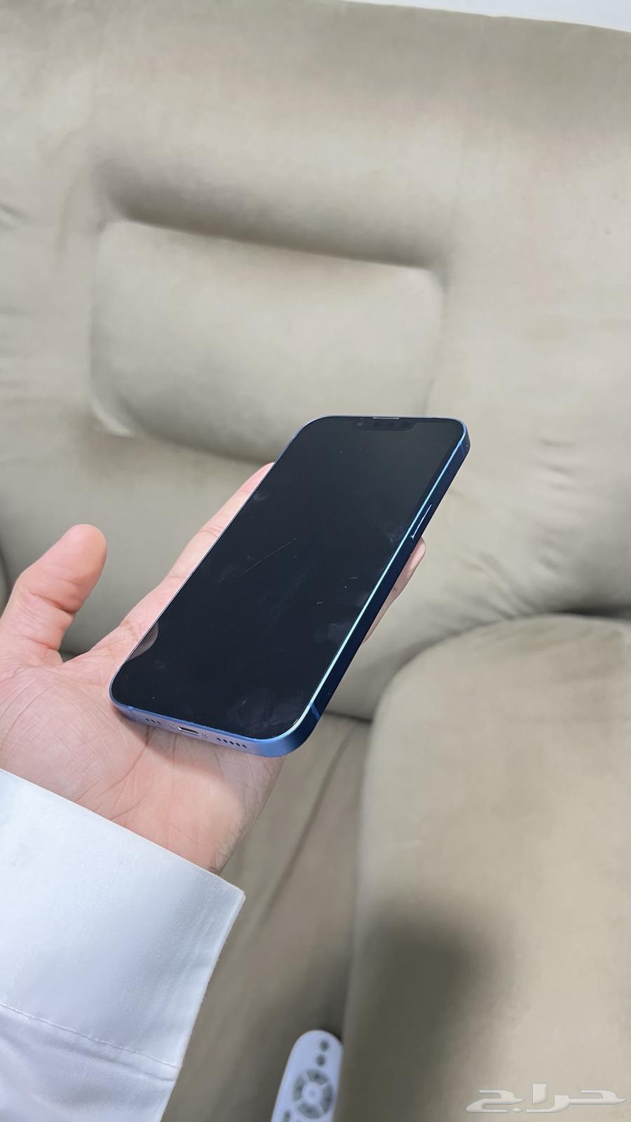 ايفون 13 نظيف وشرط64262349474434111