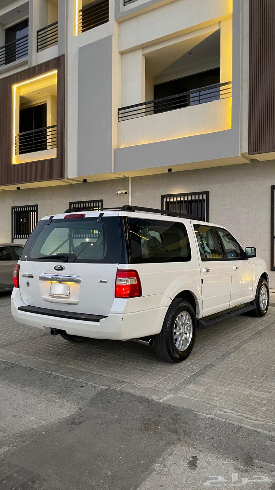 اكسبيدشن 2013 دبل للبيع64424065328513113