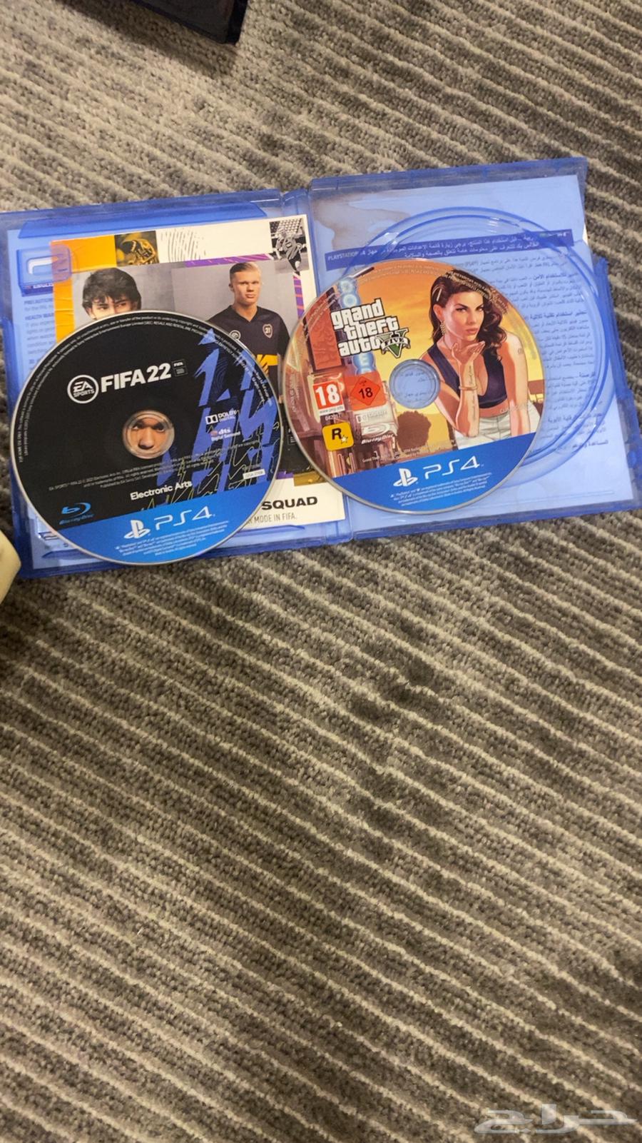 Sony DualShock with two hands and two straps new64259463349761112