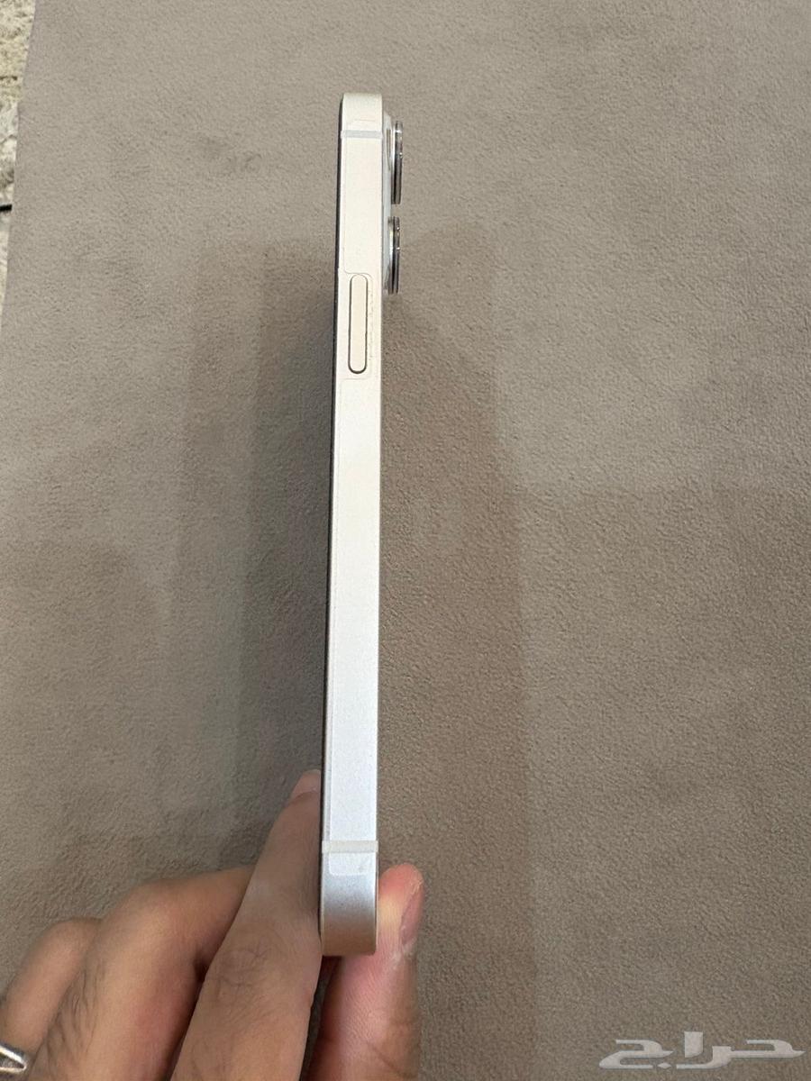 ايفون13 العايدي نسبه البطاريه100 شرط الجهاز نضيف جدا64256770647811112