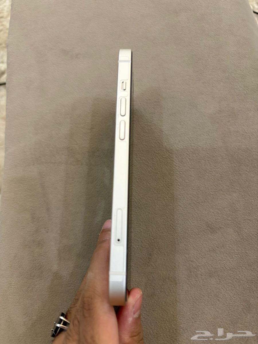 ايفون13 العايدي نسبه البطاريه100 شرط الجهاز نضيف جدا64256770647811111