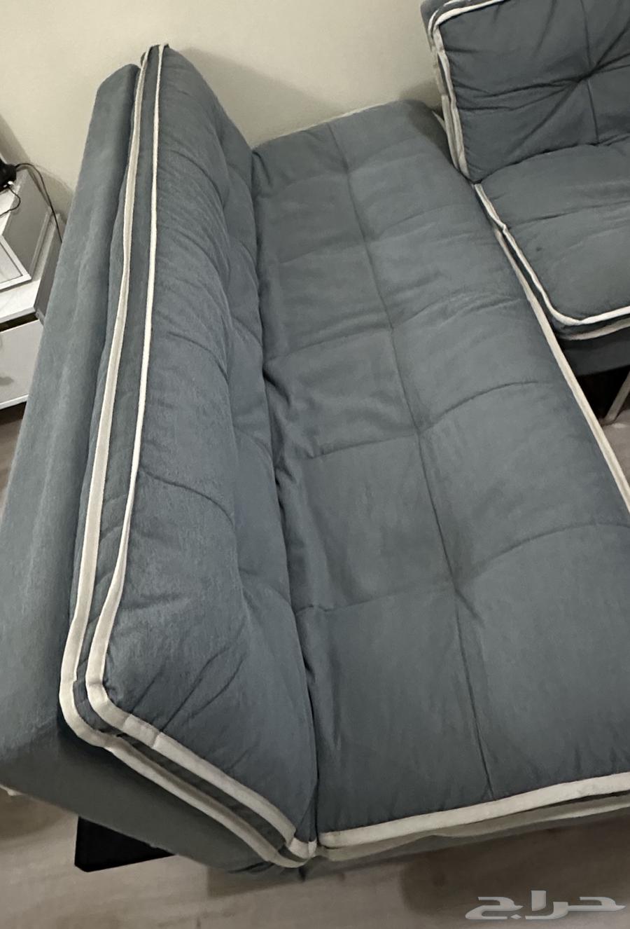 Sofa that converts into a bed64257224876803111