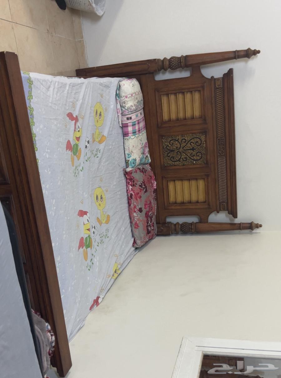 غرفه نوم بحاله ممتازه64263352023938110