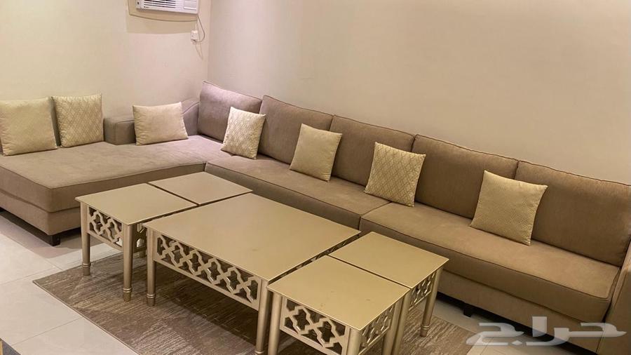 Sofas and tables64145591138691110