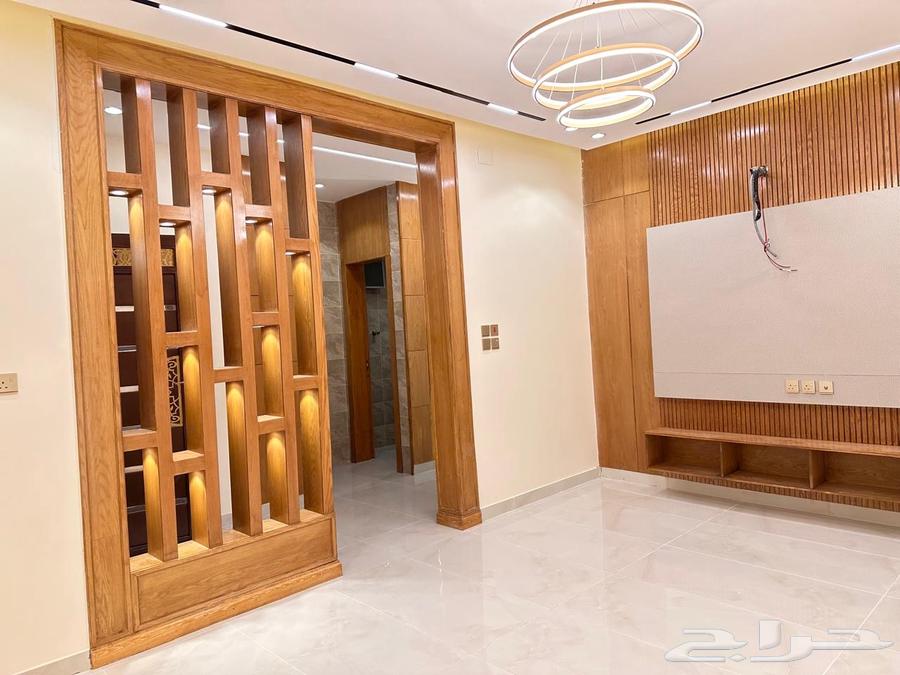 شقه ارضيه للبيع بحي البوادي 5 غرف ومطبخ راكب63613591632642114