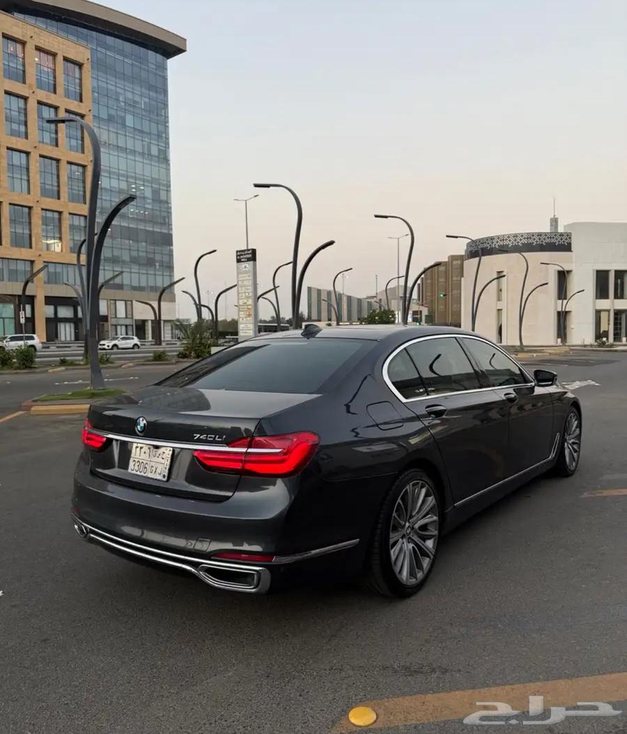 بي ام 740 مواصفات الفل 201964421567446401112