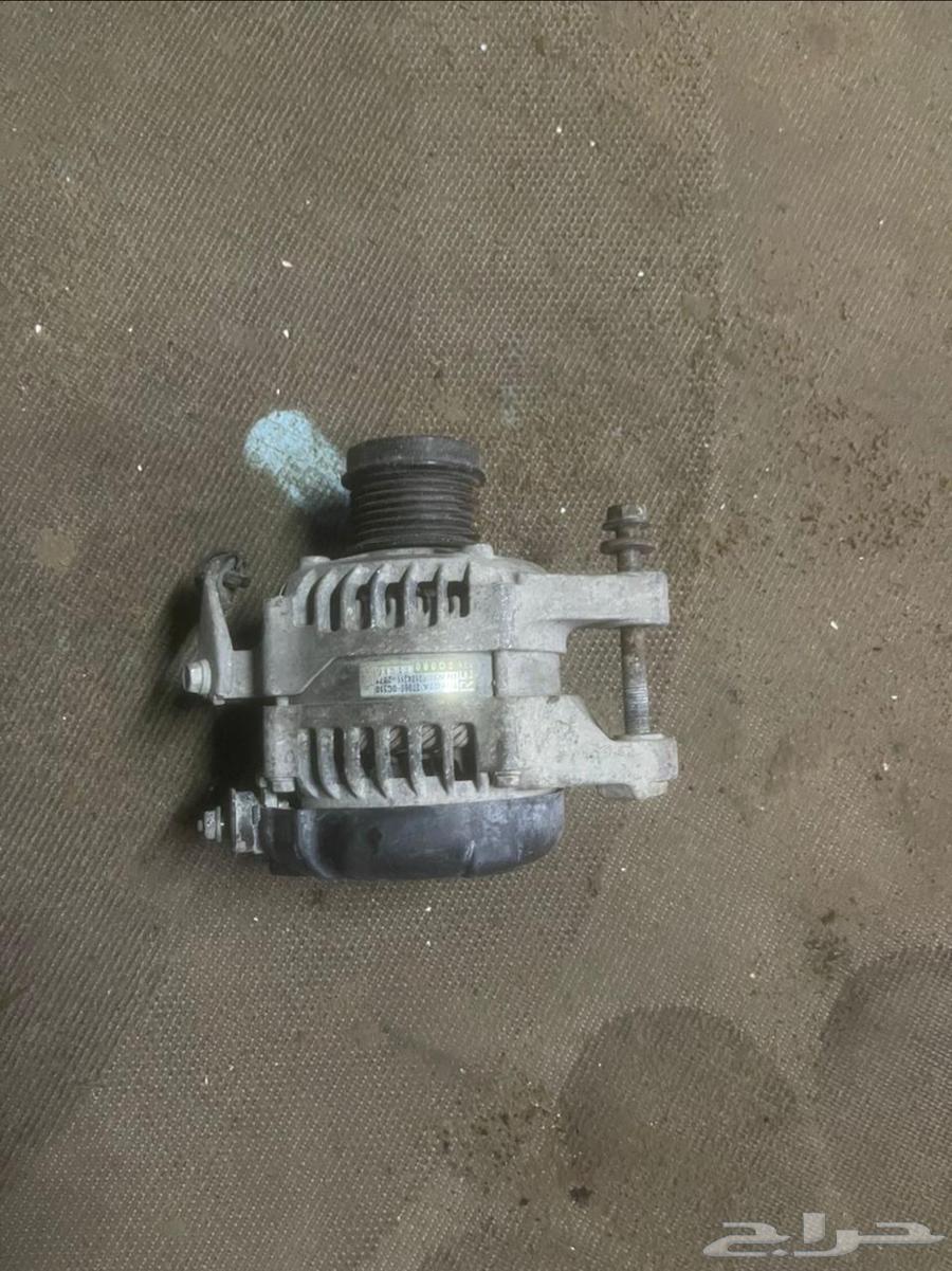For sale alternator for Hilux64419481437826111