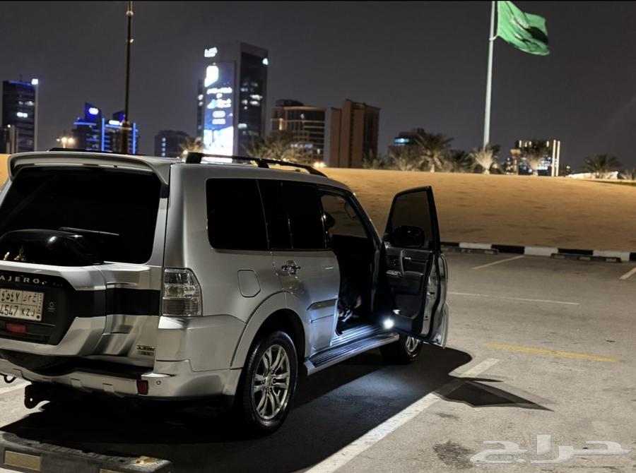 ميتسوبيشي باجرو 2016 بمحرك 3.8 لتر وبطاقه ذهبية للبيع64424638225409111