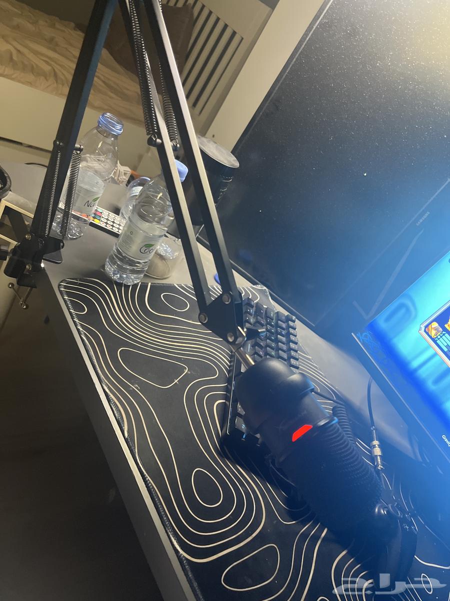 سماعه وشاشه ومايك64261703498499111