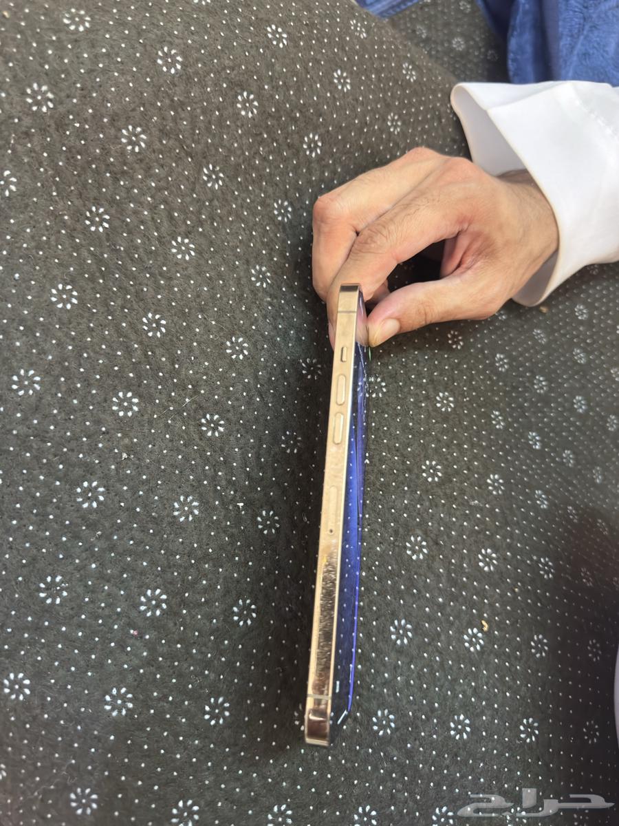 iPhone 12 Gold Pro Max 128GB memory, very clean, never been opened64262701078146114