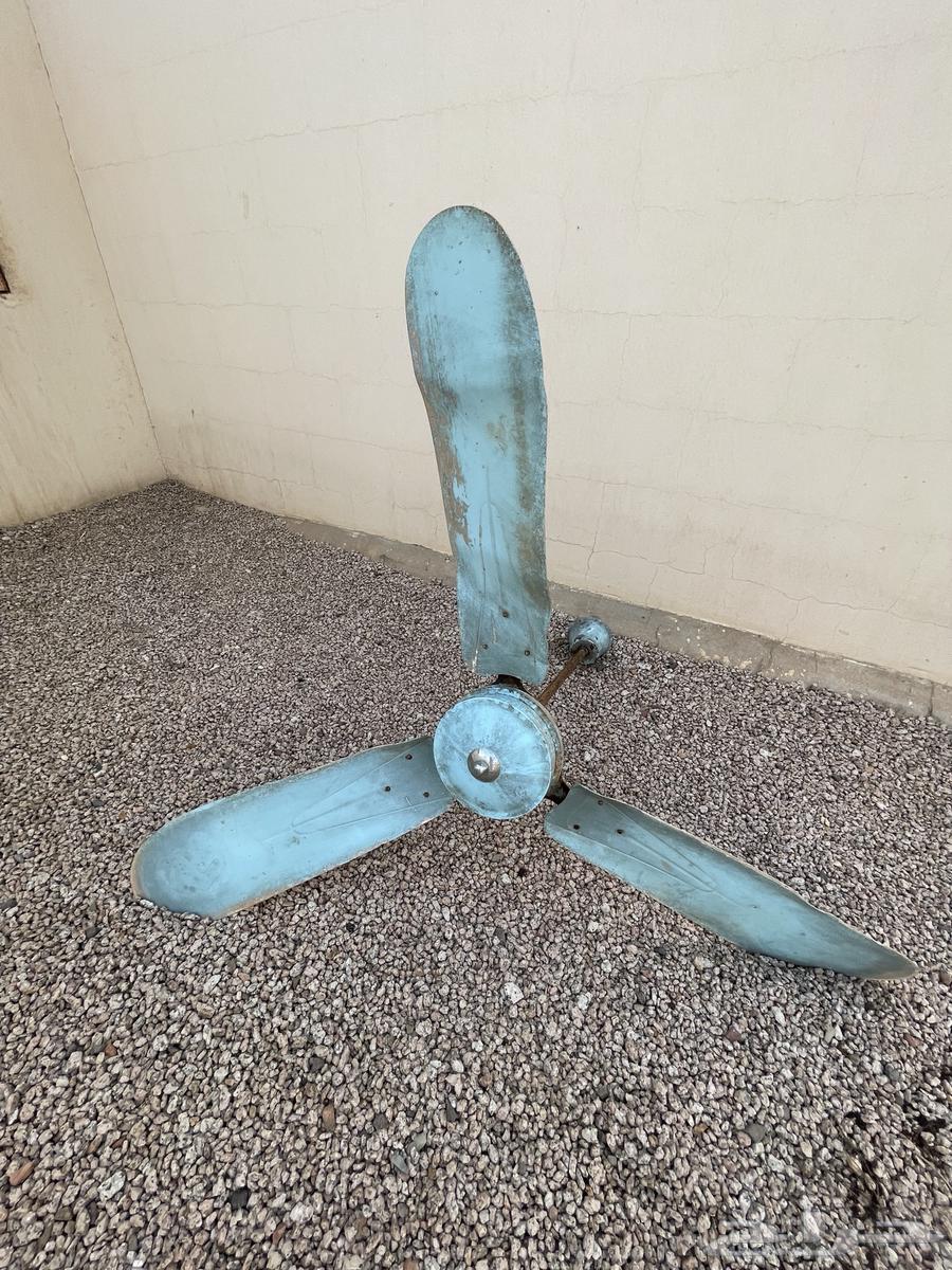 للبيع مروحه قديمه64259463534339110