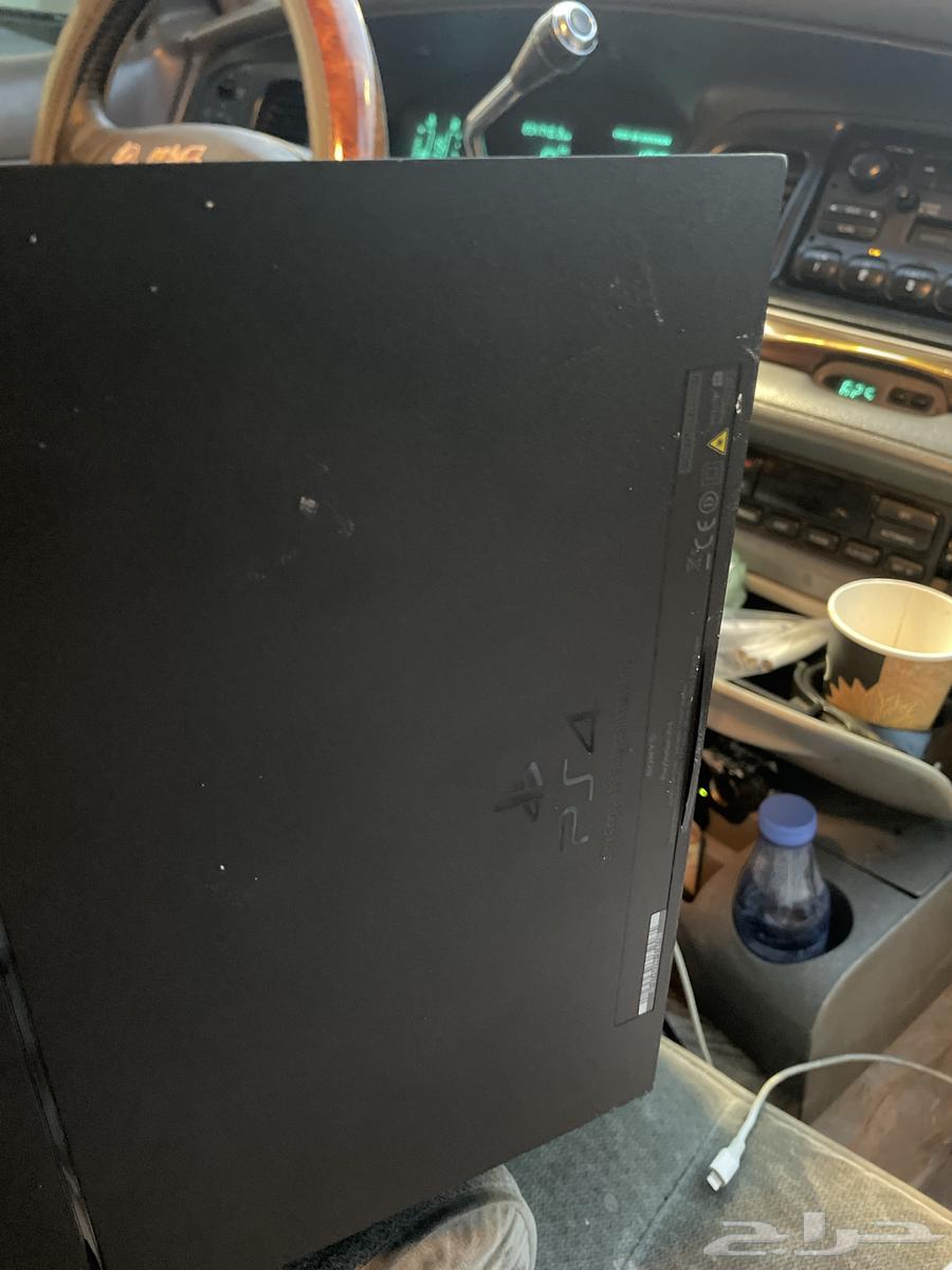 PlayStation 4 with controller, cables, and Gran Turismo 7 disc included64274235440387113