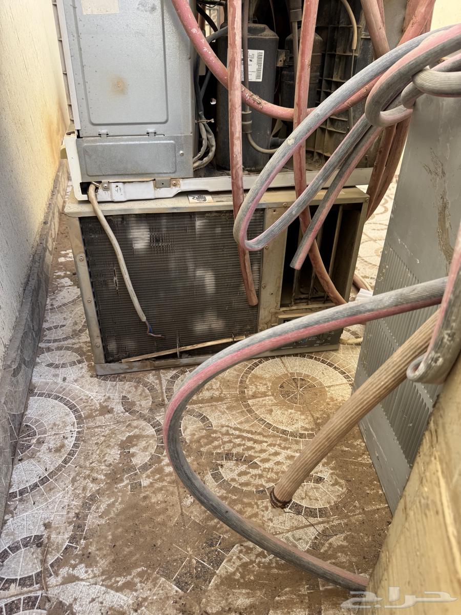 للبيع مكيفين مستخدمات64271760787714112