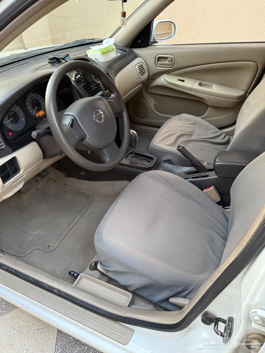 للبيع نيسان صني موديل 201164426415922179114