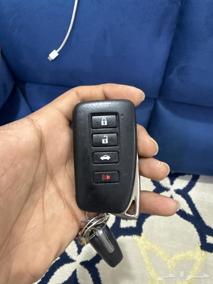 Lexus key64426711783555111