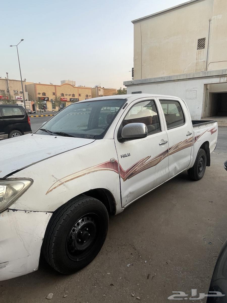 هايلوكس 2011 للبيع. الاستماره مجددةرقم التواصل64425353881986111