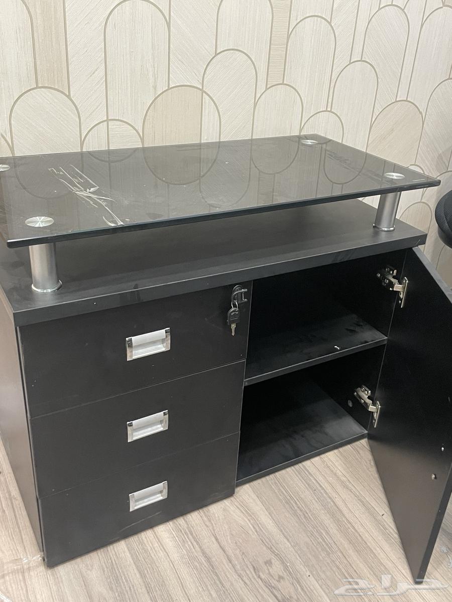 طاولات وكرسي ومكاتب للبيع مستعجل64272664273025113