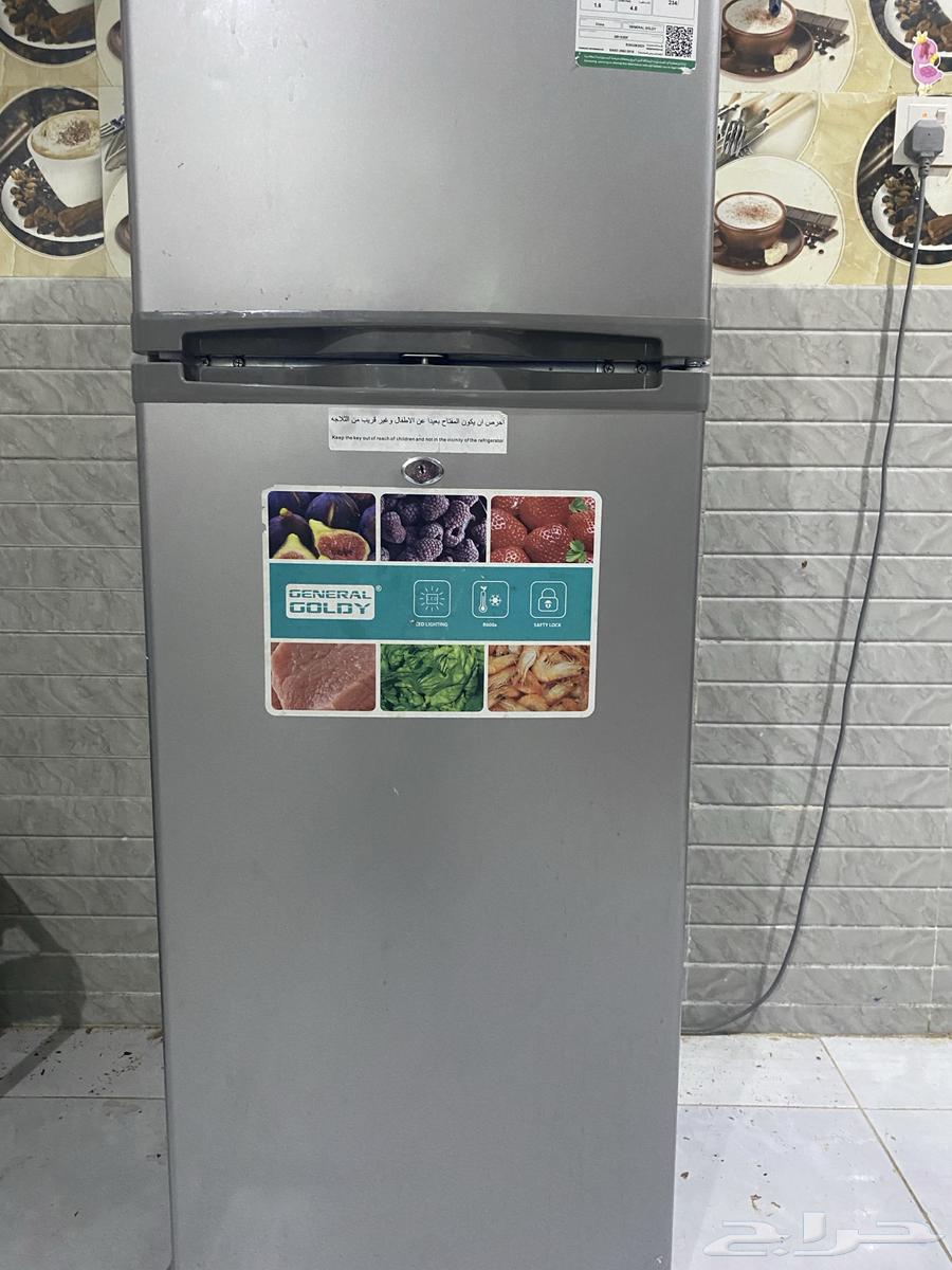 ثلاجة صغيرة معها ضمان 7سنوات 500قابل لتفاوض البسيط64263022729603110