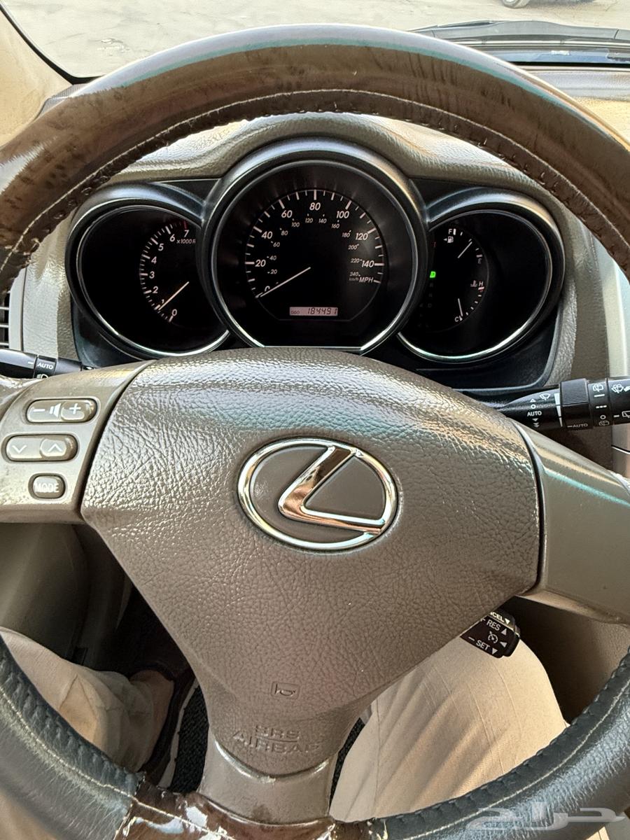 Lexus RX 35063618057662466112