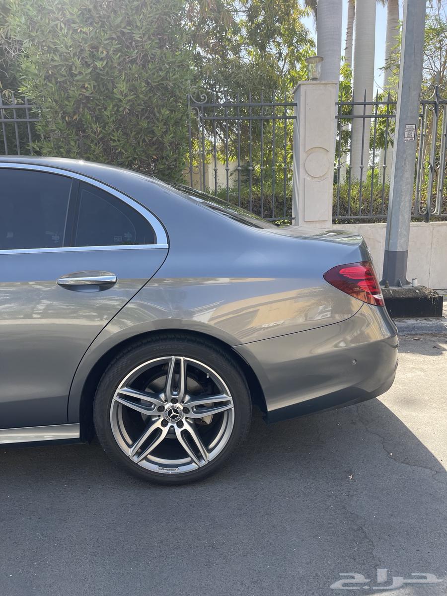 Mercedes E300 2018, Peak Cleanliness and Low Mileage64424638270466113