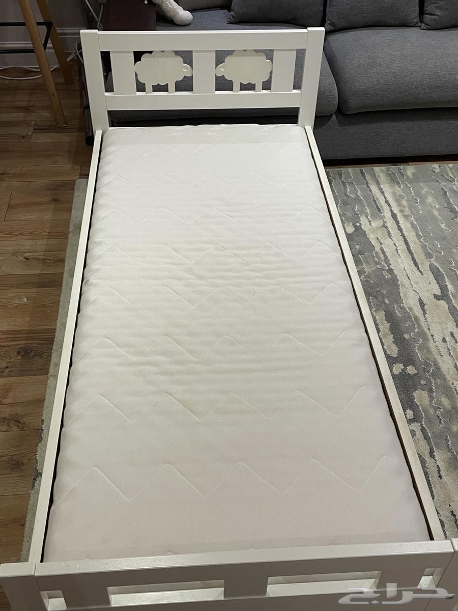 سرير اطفال من ايكيا64385873280513114