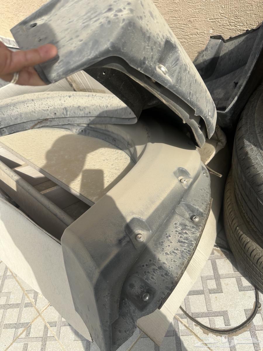 رفارف رفرف (F-150) وتركب على اغلب الجموس الحوض64422756118915111