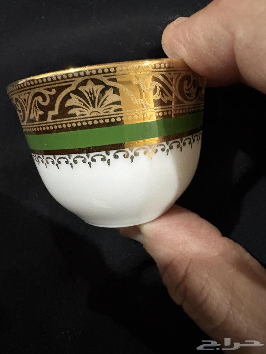 Distinctive French palace cups with green gilded lines..64258390915971114