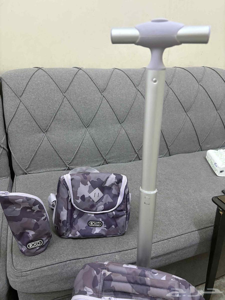 Original Roco bag, lunch box, and pencil case from Jarir, lightly used64272664323074114