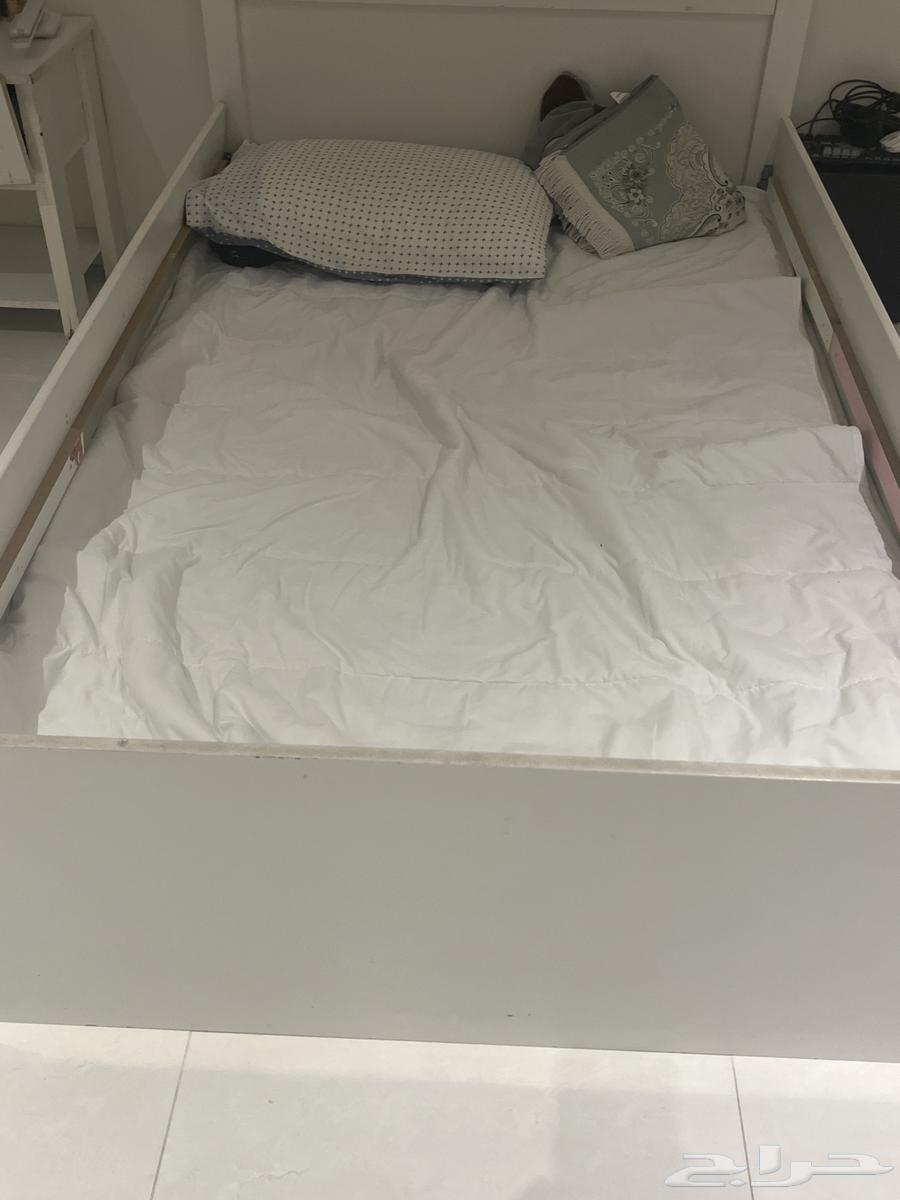 سرير للبيع64276338685569110