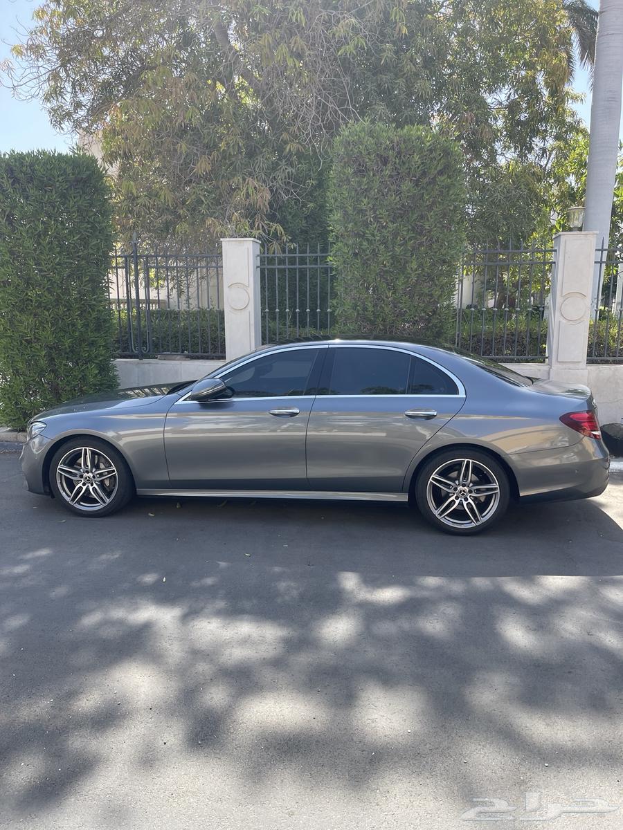 Mercedes E300 2018, Peak Cleanliness and Low Mileage64424638270466114