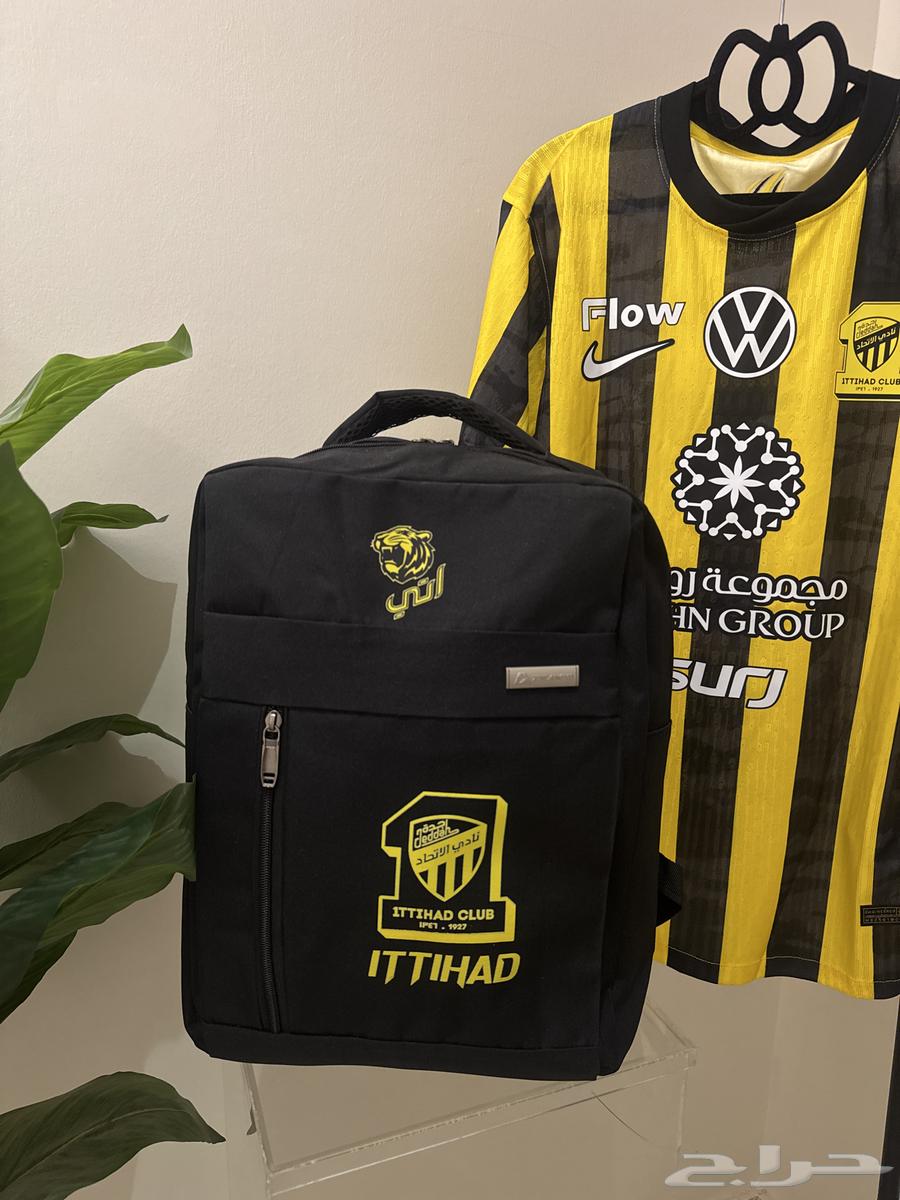 تيشيرت الاتحاد وشنطة الاتحاد64273166192898111