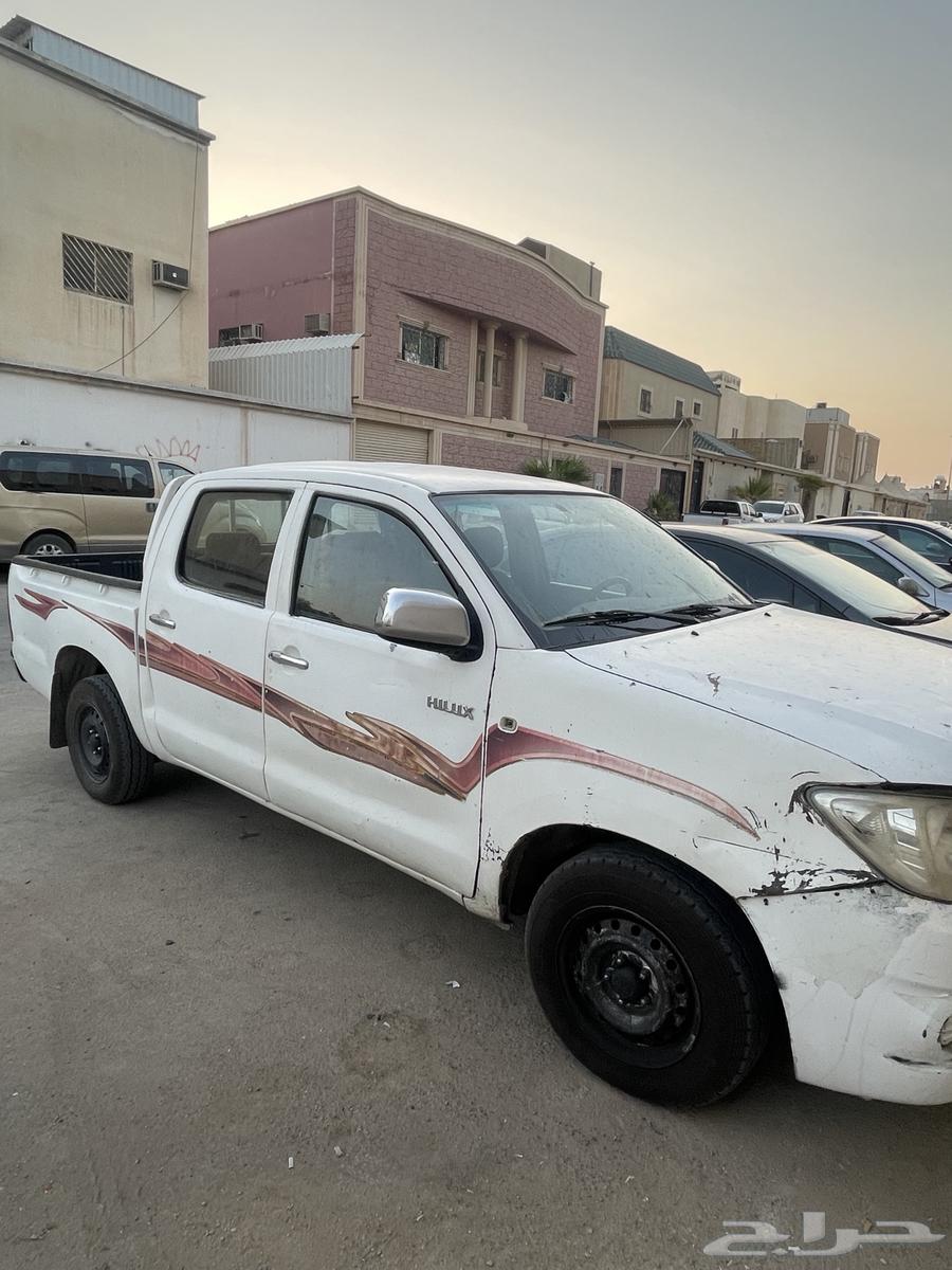 هايلوكس 2011 للبيع. الاستماره مجددةرقم التواصل64425353881986112