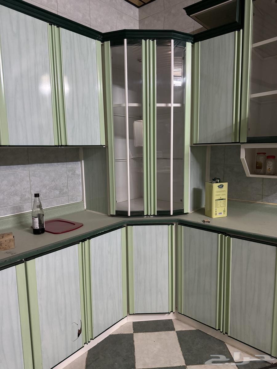 للبيع مطبخ مع المدخنا64289269219329114