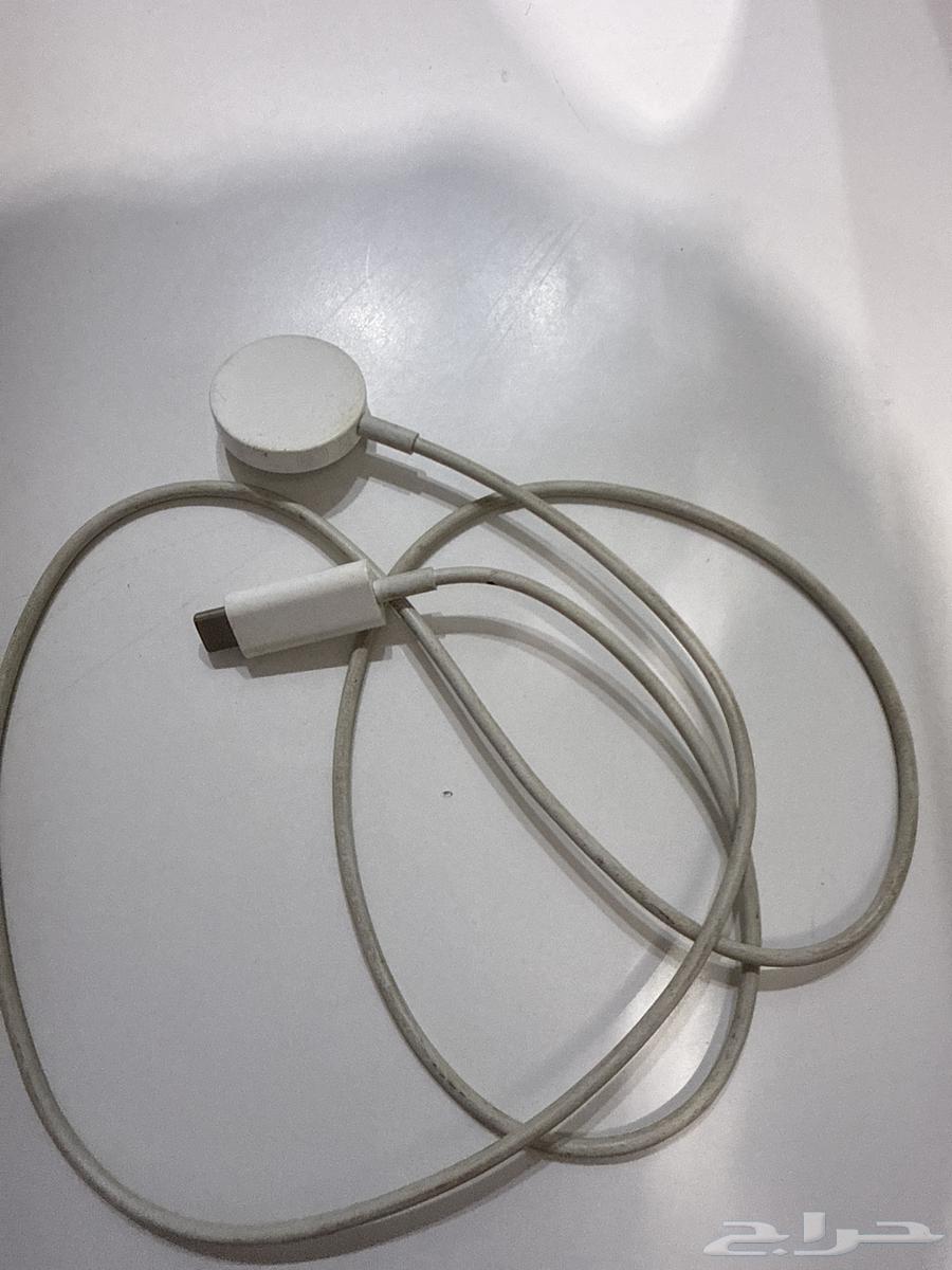 ساعه ابل64260407697794113