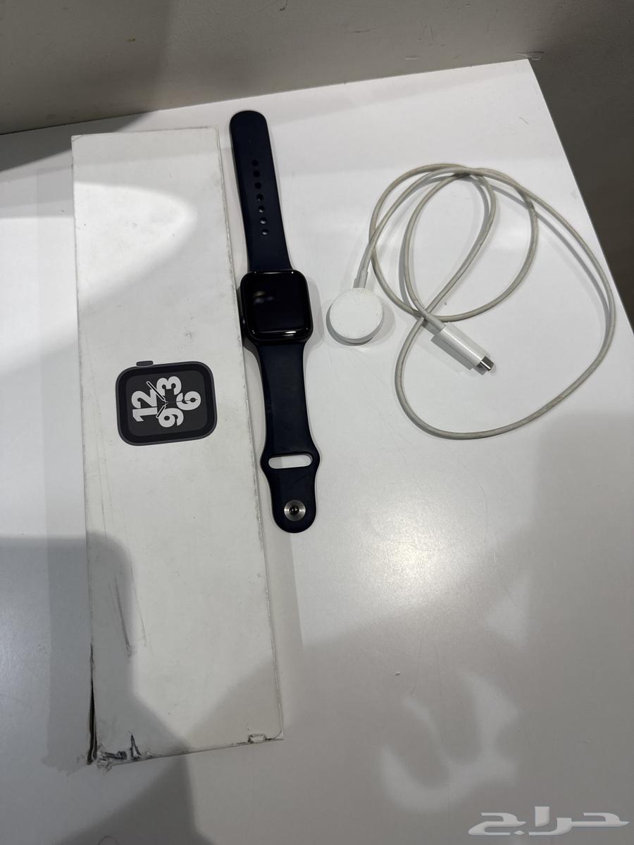 ساعه ابل64260407697794110