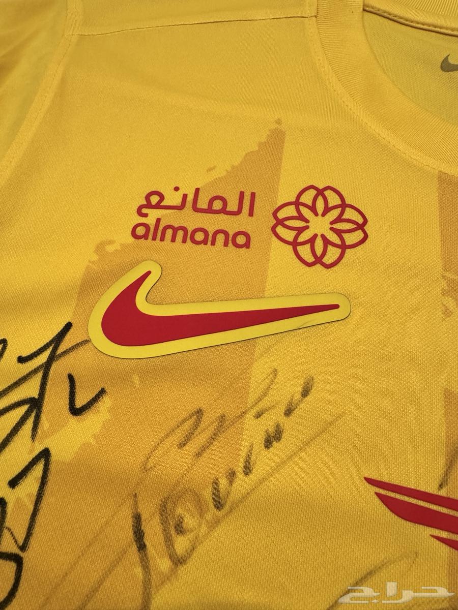 تيشيرت القادسية موقع من جميع اللاعبين64268403984001112