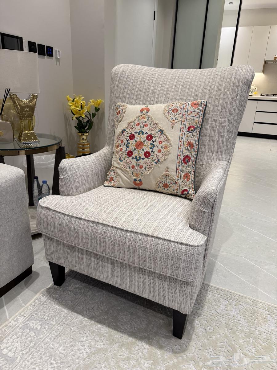 كرسي (كنب) جديد للبيع64261176401538110