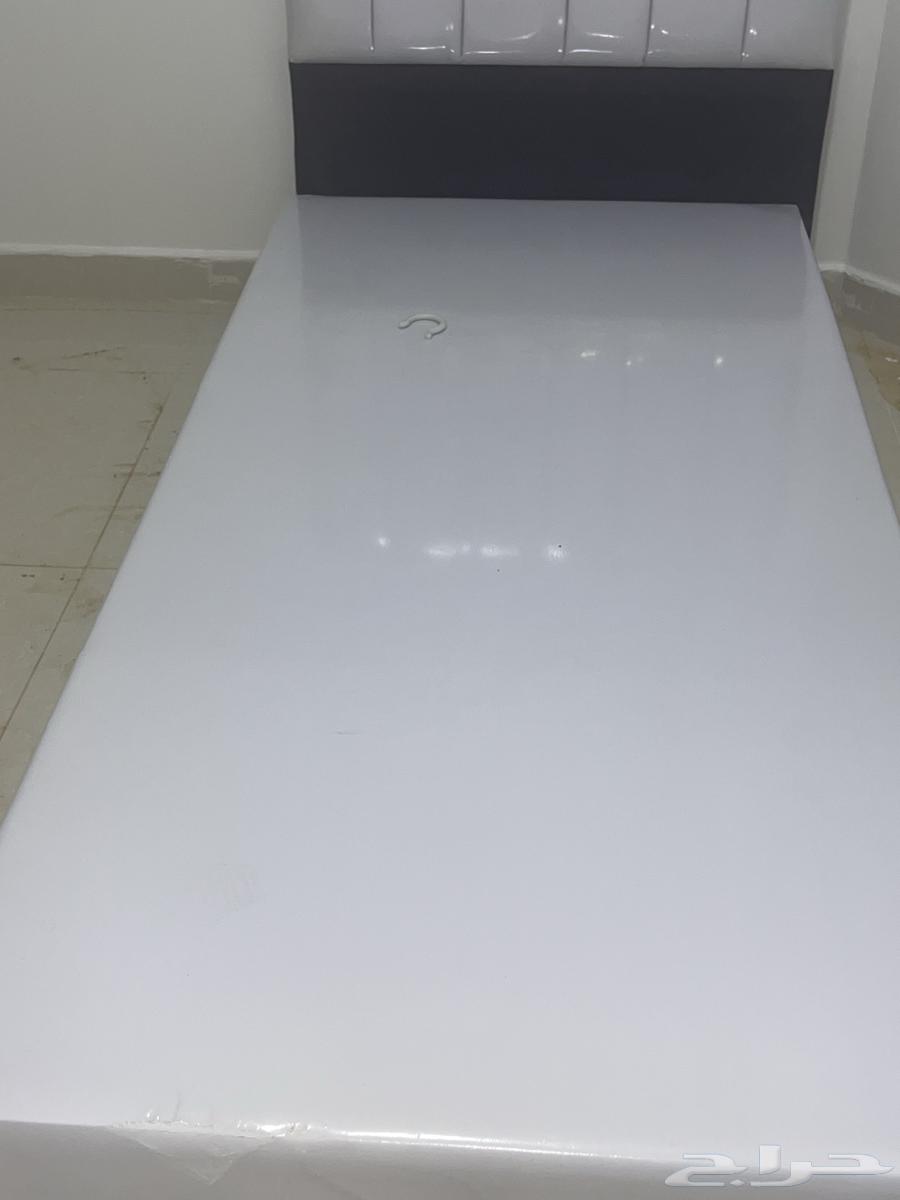 غرفة نوم اطفال 3 سرير منفصله و دولاب ملابس (جديده)64273026736386113