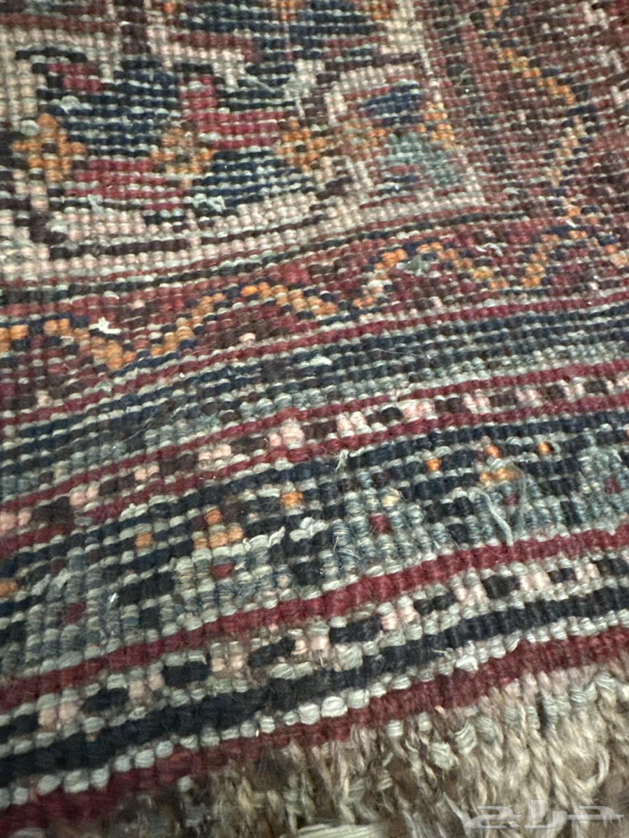 Antique handmade carpet (between 70-85 years old)64259462987522114