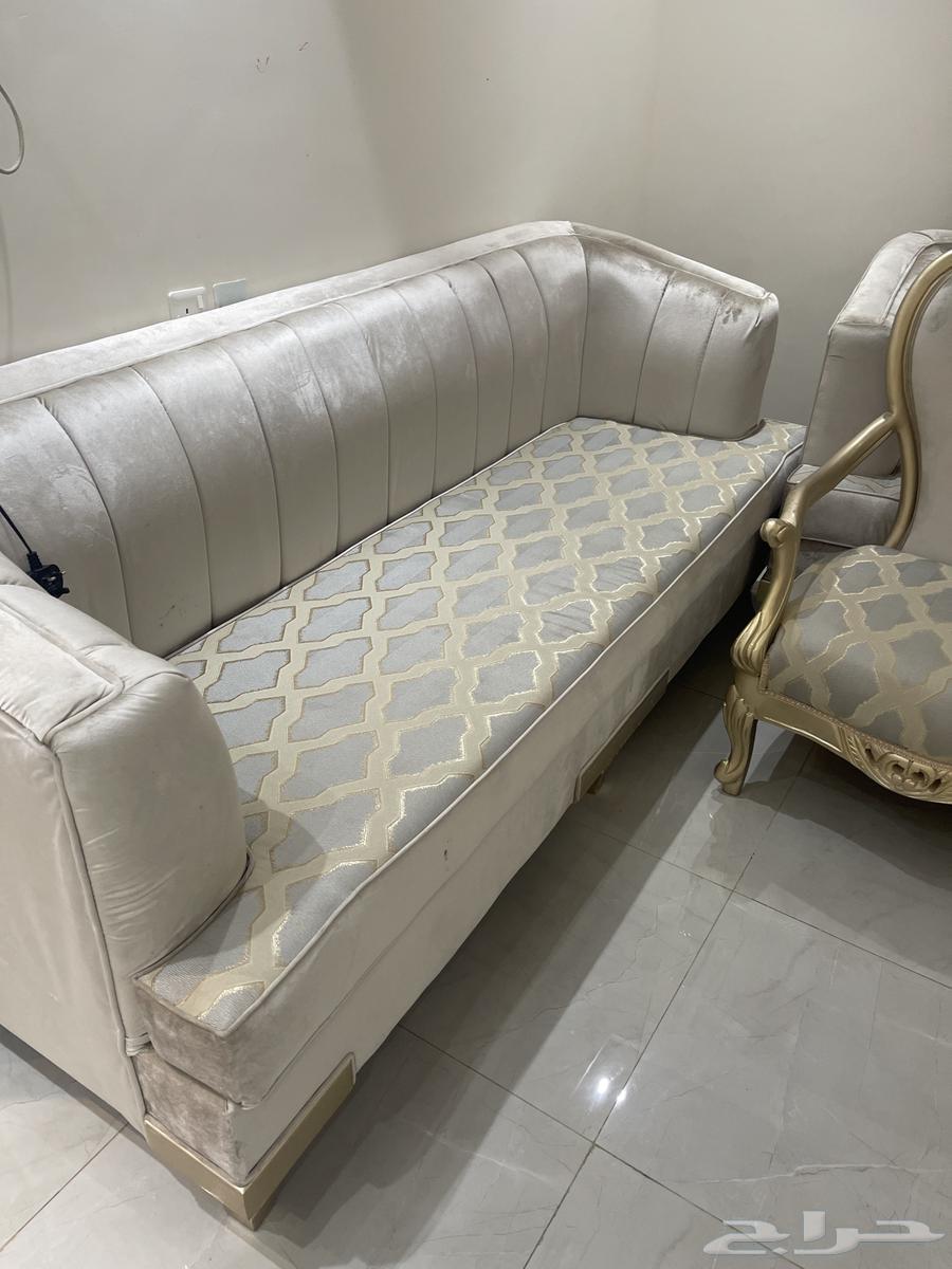 Sofa64262020947970112