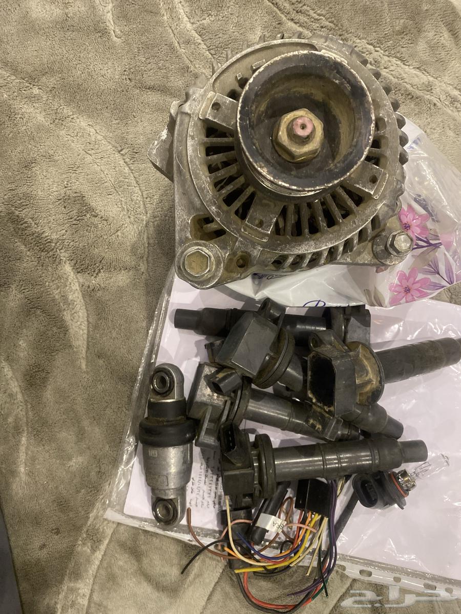 قطع غيار دينمو على بواجي اصليه قدله فترة عندي من زمان64423070425857111