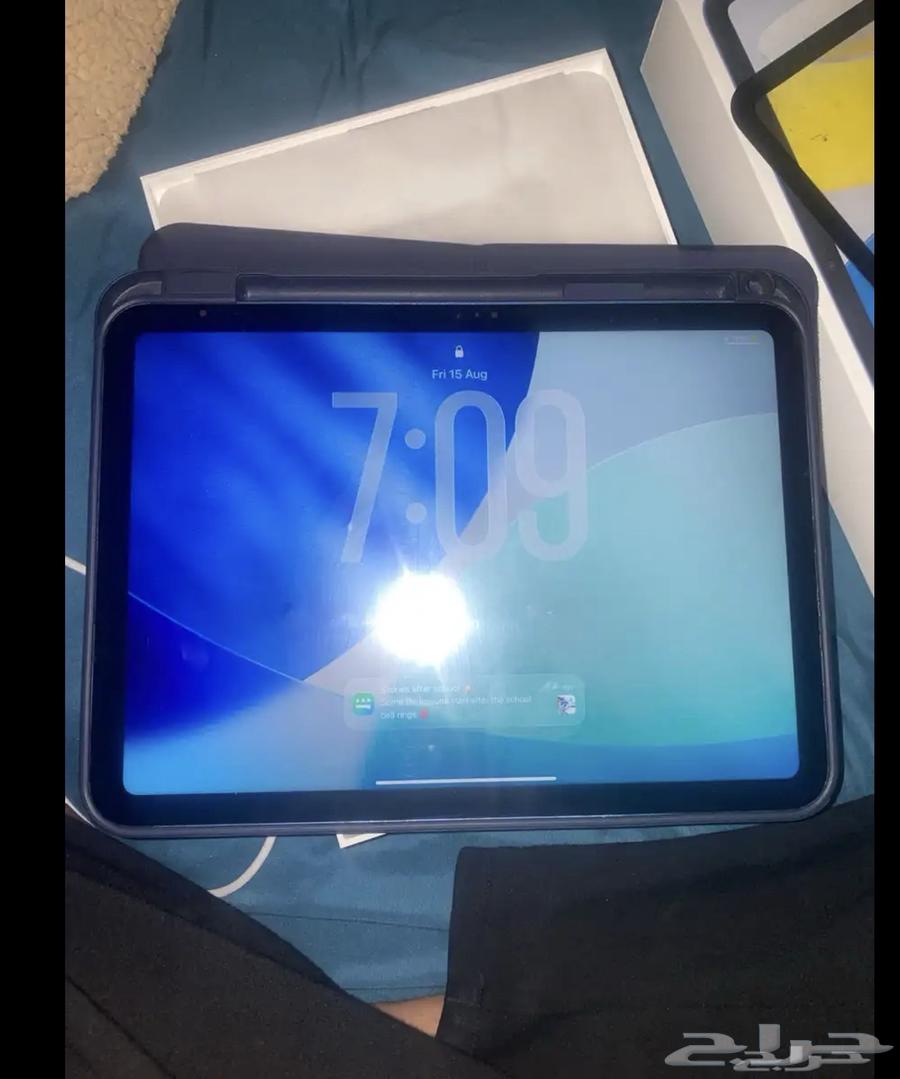 ايباد الجيل العاشر نظييف جدا مستعجل البيع64267367178243113