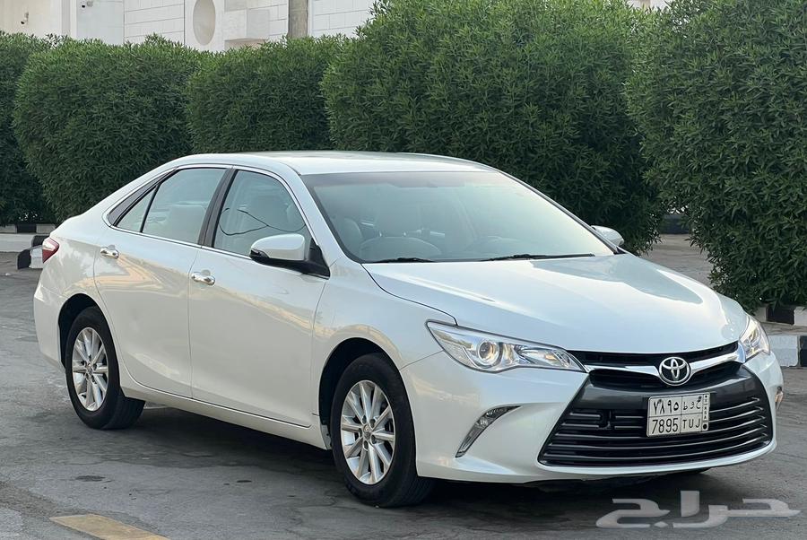 تويوتا كامري 2016 ليمتد (بحالة ممتازة)64424320567043112