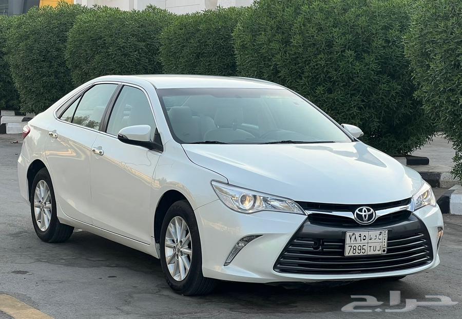 تويوتا كامري 2016 ليمتد (بحالة ممتازة)64424320567043113