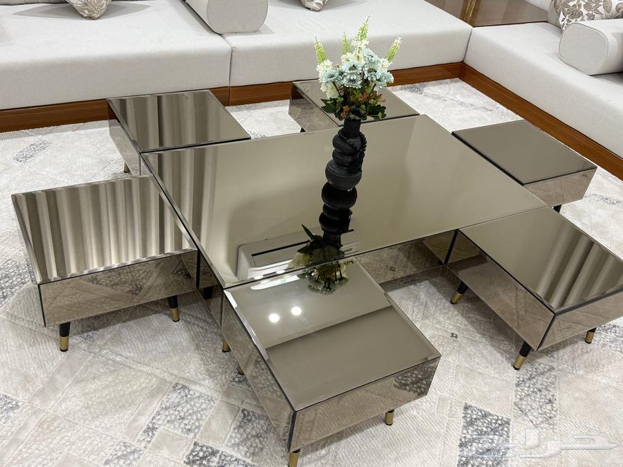 طاولات شبه جديده64259252592257111