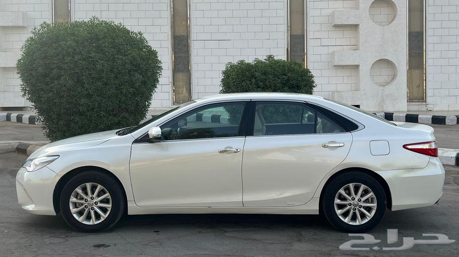 تويوتا كامري 2016 ليمتد (بحالة ممتازة)64424320567043114