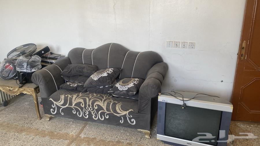 اثاث وكنب قديم بيع مستعجل64266129821955111