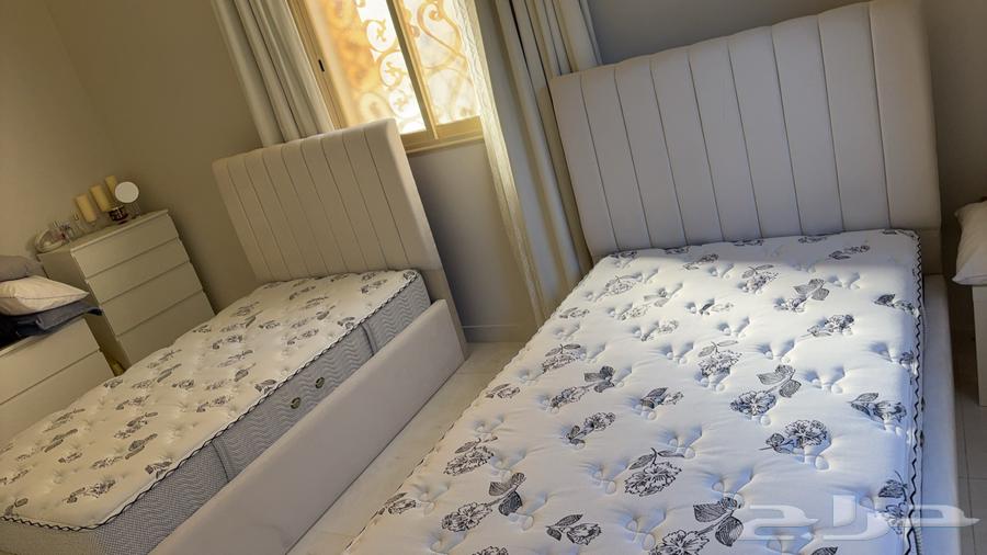 Separate bed 264264980196099111