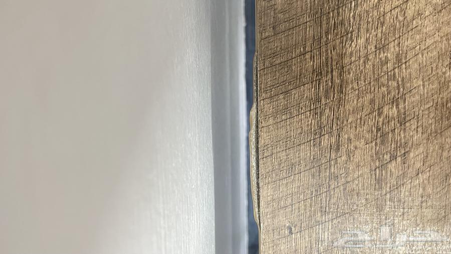 طاولة ايكيا نظيفة64256447979009111