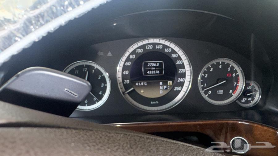 Mercedes E300 fully loaded64421635306497110